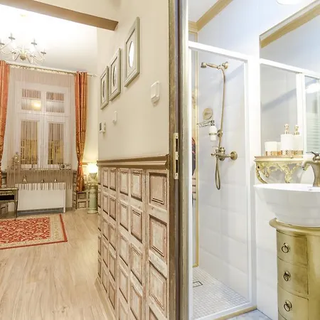 Scarlett Apartman *